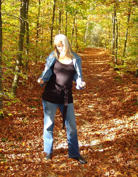 TAC Amateurs invite you to explore free pics featuring Sweet Susi xxx gallery 273431